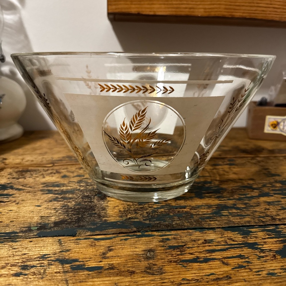 Elegant Glass Bowl with Gold Accents